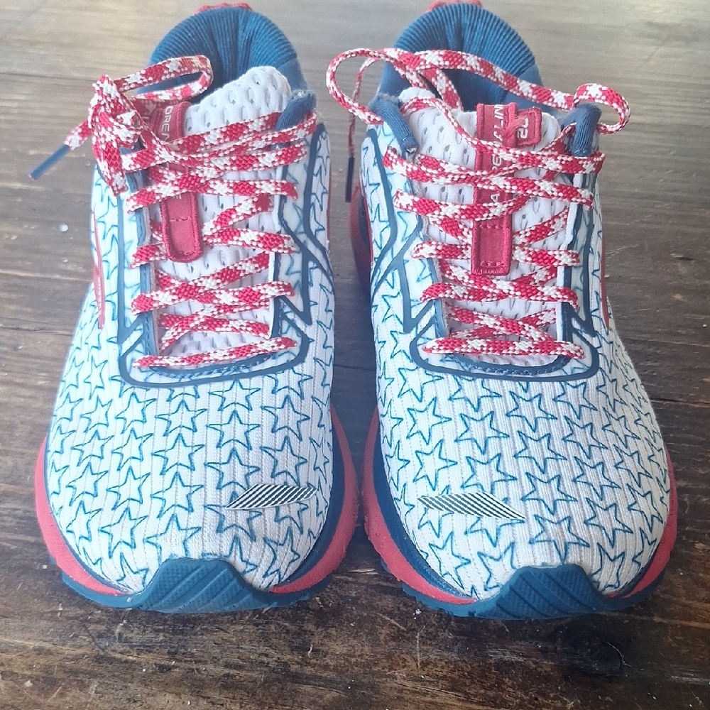 Adrenaline 20 's Star Pattern Athletic Shoes - Red and Blue Size 6.5 For Men